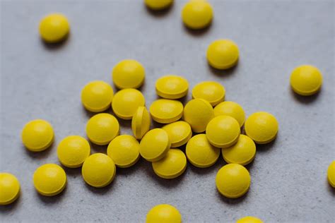 60 mg OxyContin is red, round and marked. . Small round yellow pill no markings